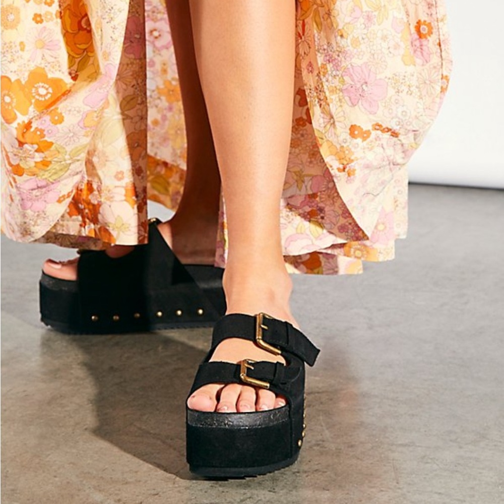 Platform Slide Sandals with Buckle Straps - Black